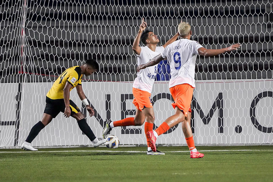 印度队险胜日本队，黄鸭组合惊艳四座