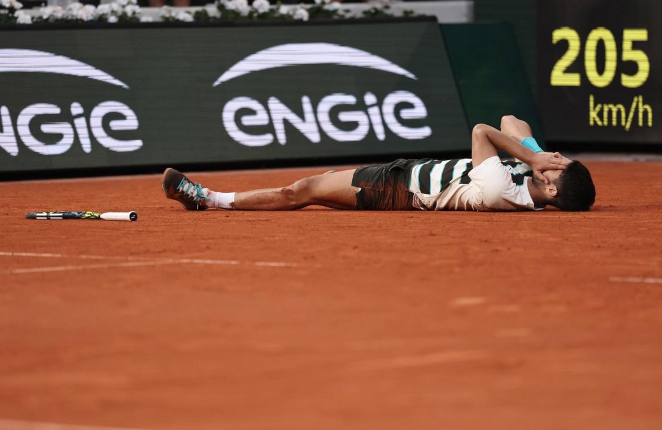 爱游戏入口-ATP总决赛险胜法网，辛纳高光表现