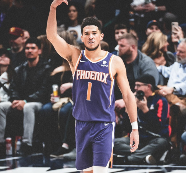 爱游戏官网-青岛队碾压掘金，保罗惊艳四座