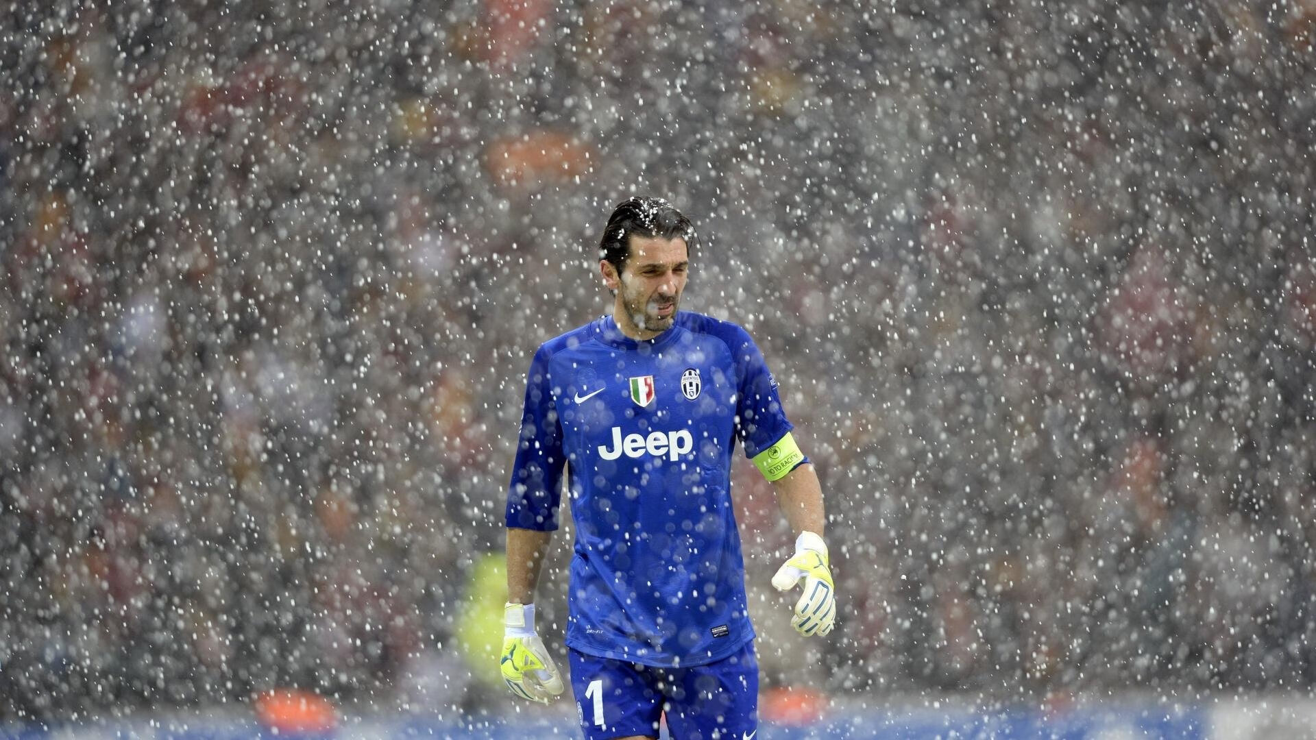 黄喜灿的刀锋，当世界杯的夜被一个韩国名字划亮